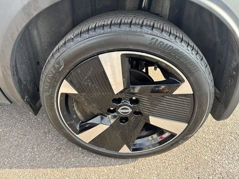 Certified 2025 Nissan Kicks SR AWD/4WD image 32