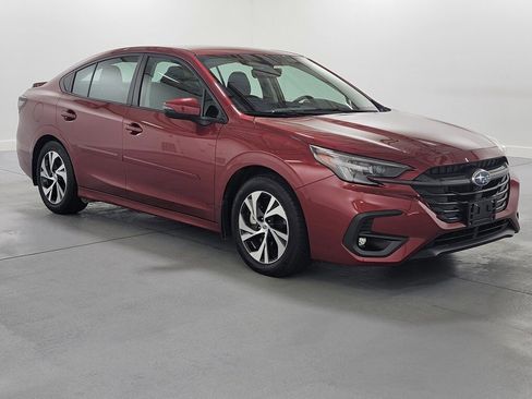 Used 2025 Subaru Legacy Premium image 2