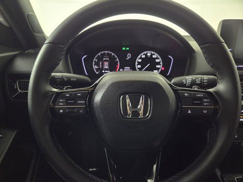 Used 2025 Honda Civic Sport image 18