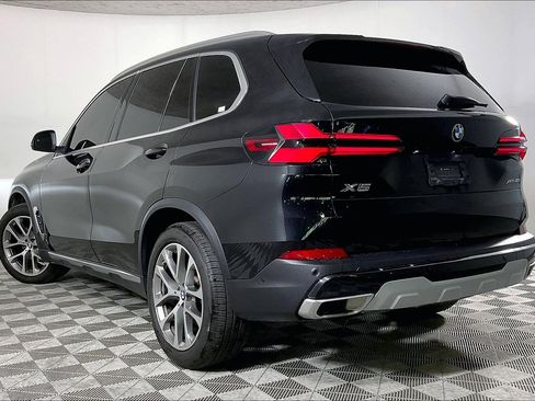 Certified 2025 BMW X5 xDrive40i w/ Premium Package AWD/4WD image 5