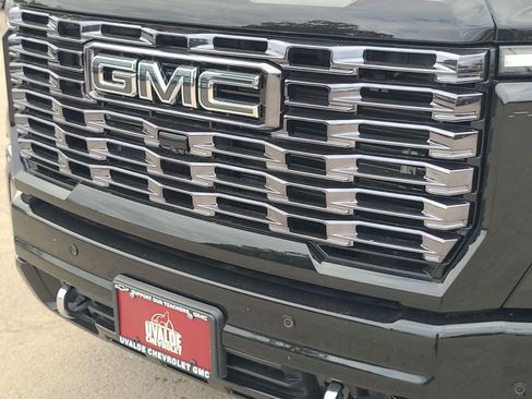 New 2026 GMC Sierra 2500 Denali Ultimate image 32