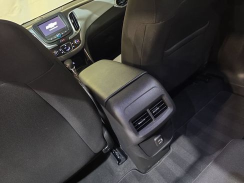 Used 2023 Chevrolet Equinox LS AWD/4WD image 21