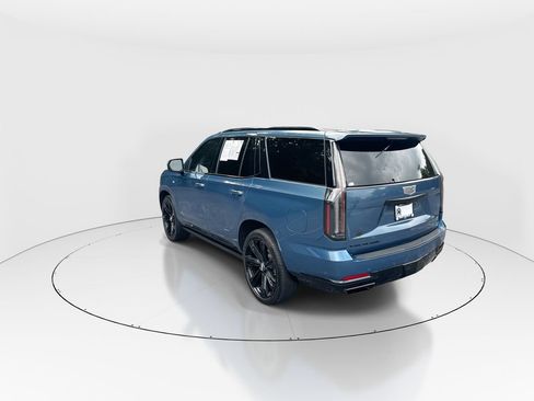 Used 2025 Cadillac Escalade Sport Platinum AWD/4WD image 6