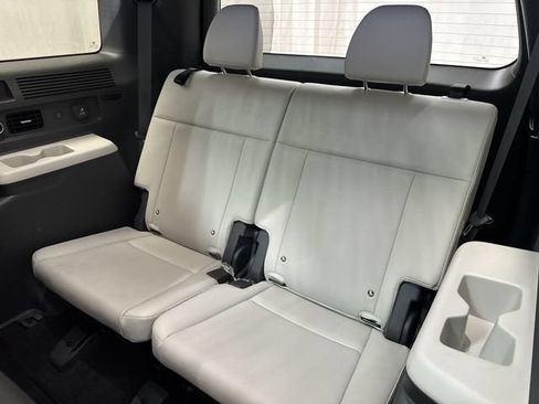 Used 2025 Hyundai Santa Fe Limited FWD image 15