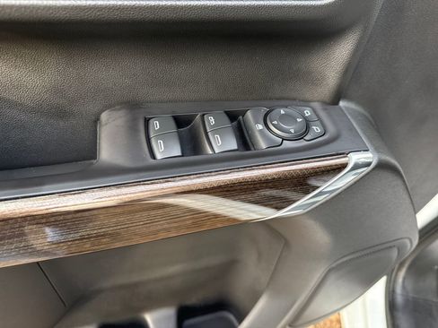 Used 2020 Chevrolet Silverado 1500 LT w/ All-Star Edition image 11