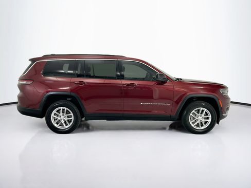Used 2024 Jeep Grand Cherokee L Laredo RWD image 4