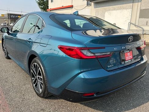 Certified 2025 Toyota Camry XLE FWD image 7