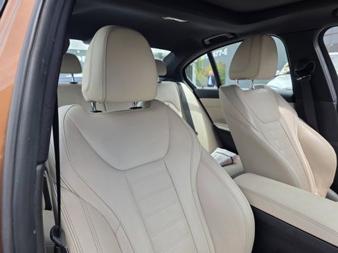 Used 2019 BMW 330i Sedan RWD image 11