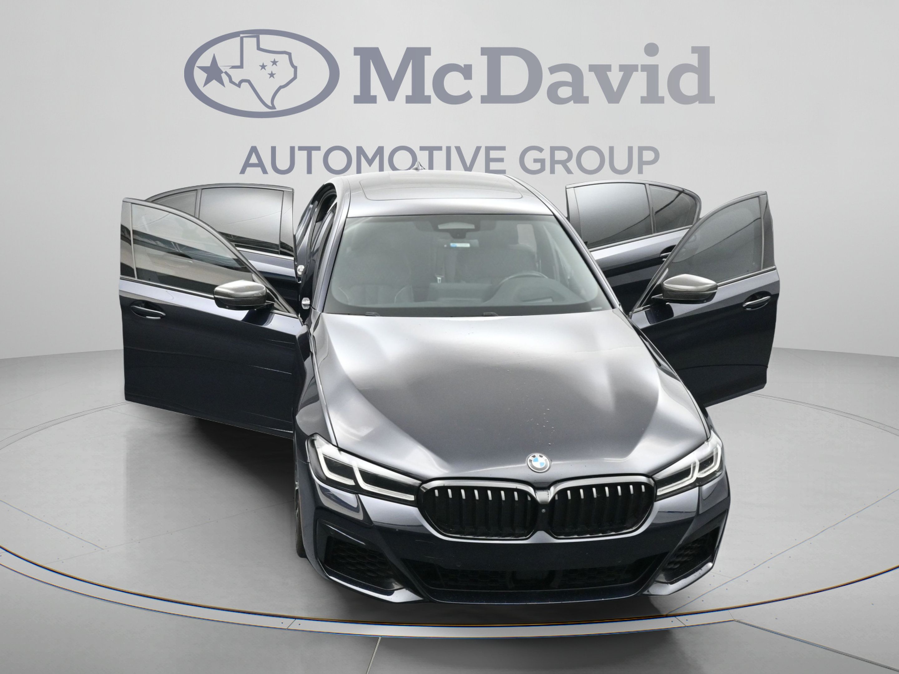 Used 2022 BMW M550i xDrive w/ Dynamic Handling Package AWD/4WD image 43