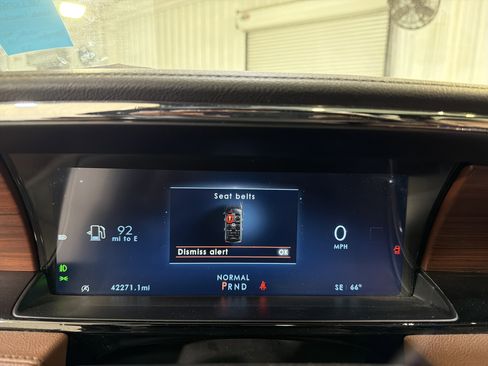 Used 2023 Lincoln Navigator Reserve image 18