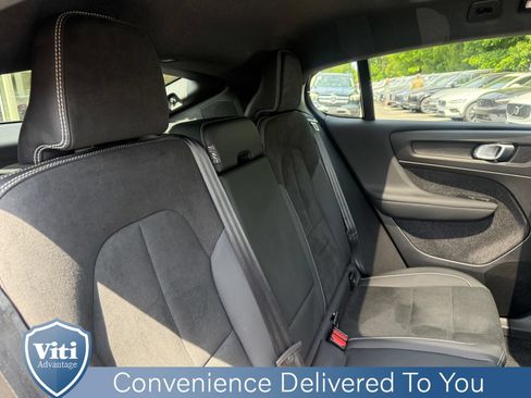 Certified 2023 Volvo C40 P8 Recharge Plus AWD/4WD image 28