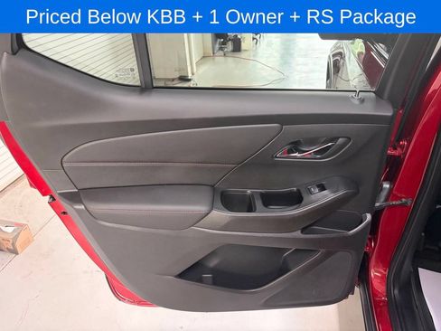 Used 2023 Chevrolet Traverse RS w/ LPO, Floor Liner Package AWD/4WD image 15