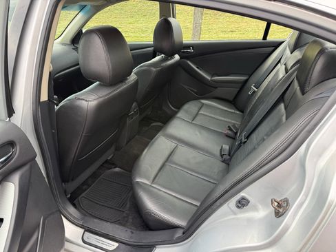 Used 2009 Nissan Altima 2.5 SL w/ SL Pkg image 11