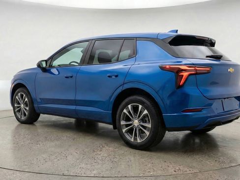 Used 2025 Chevrolet Equinox LT FWD image 6