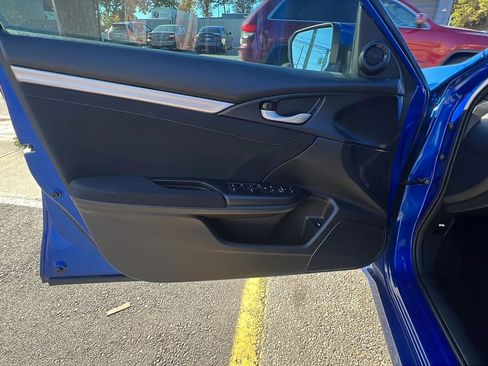 Used 2018 Honda Civic EX image 21