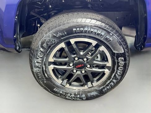 Used 2025 Toyota Tacoma TRD Sport RWD image 25