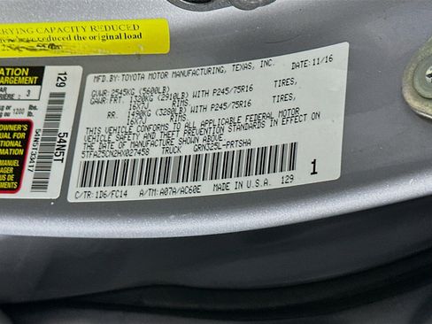 Used 2017 Toyota Tacoma SR5 w/ Tow Package image 12