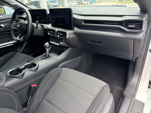 Used 2024 Ford Mustang Coupe RWD image 12