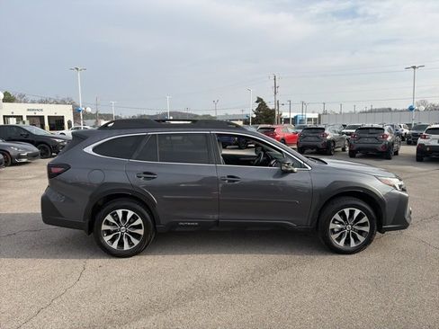 Used 2025 Subaru Outback Limited w/ Popular Package #2 image 7