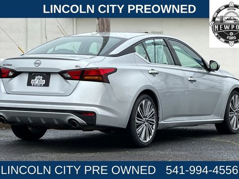 Used 2023 Nissan Altima 2.5 SL image 3
