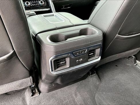 Used 2022 GMC Sierra 1500 Denali AWD/4WD image 30