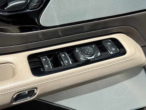 Used 2023 Lincoln Aviator Reserve w/ Equipment Group 201A AWD/4WD image 13