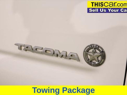 Used 2015 Toyota Tacoma PreRunner w/ SR5 Package RWD image 12