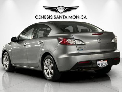 Used 2010 MAZDA MAZDA3 i Sport FWD image 6