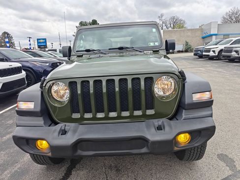 Used 2020 Jeep Wrangler Unlimited Sport S image 2