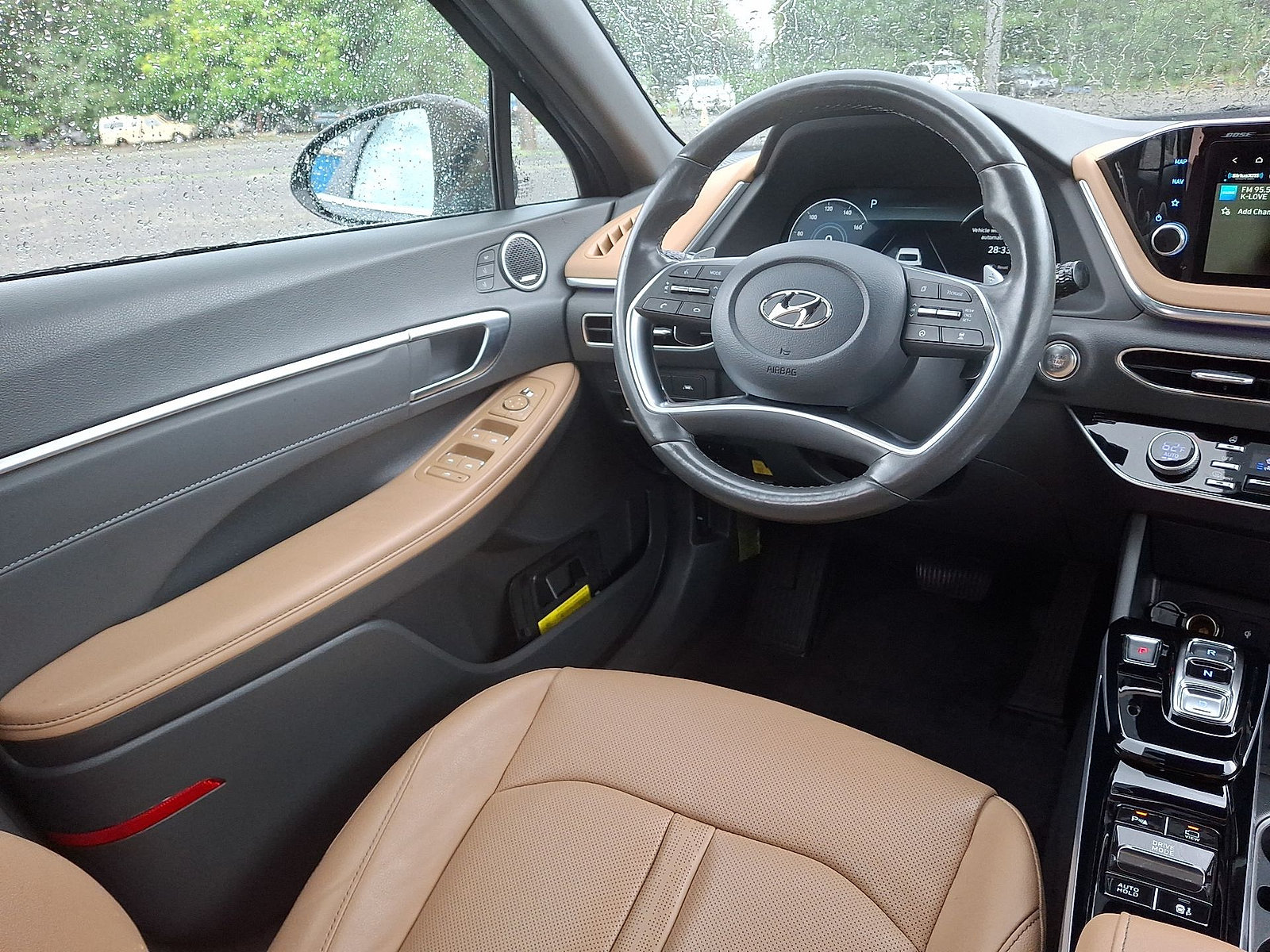 Certified 2023 Hyundai Sonata Limited w/ Cargo Package FWD image 15