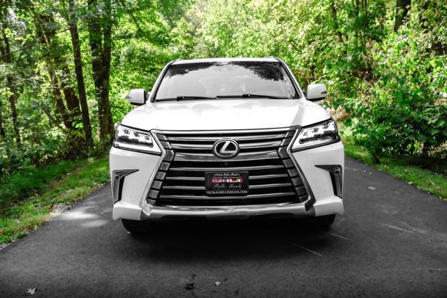 Used 2016 Lexus LX 570 4WD w/ Luxury Package image 8