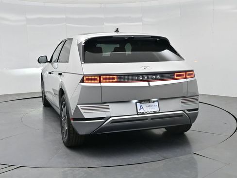 Used 2024 Hyundai Ioniq 5 Limited image 5