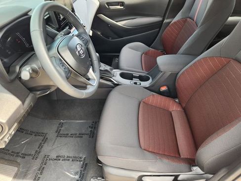 Used 2026 Toyota Corolla SE FWD image 9