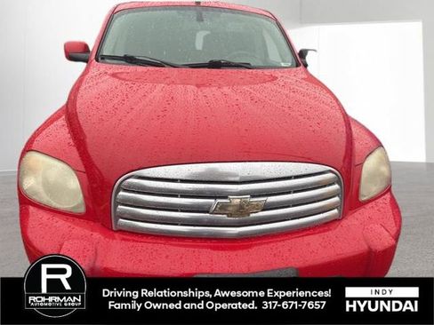 Used 2010 Chevrolet HHR LT image 9