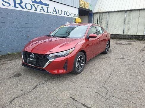 Used 2024 Nissan Sentra SV image 2