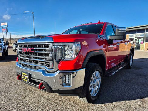 Used 2020 GMC Sierra 2500 SLT w/ Technology Package image 13