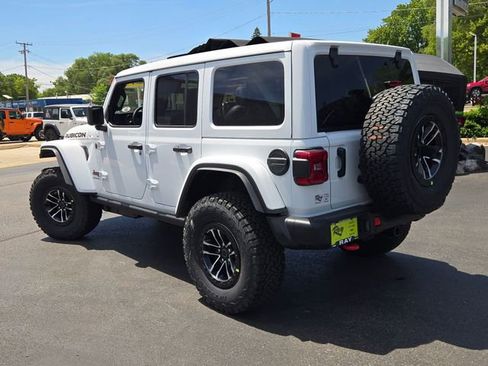 New 2026 Jeep Wrangler Unlimited Rubicon AWD/4WD image 14