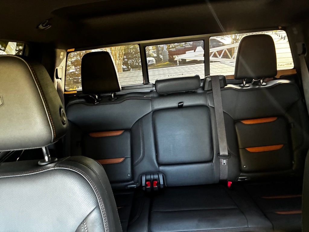 Used 2024 GMC Sierra 1500 AT4 w/ AT4 Preferred Package AWD/4WD image 31