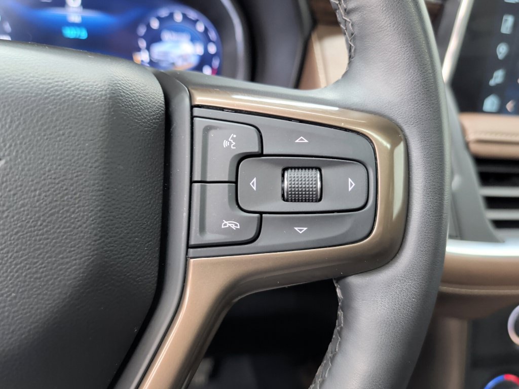 Used 2024 Chevrolet Tahoe High Country AWD/4WD image 15