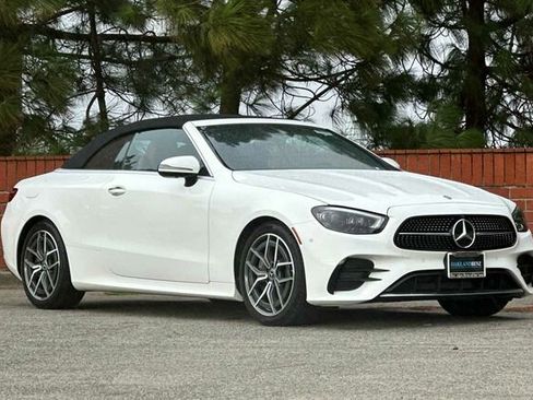 Used 2023 Mercedes-Benz E 450 Cabriolet image 10