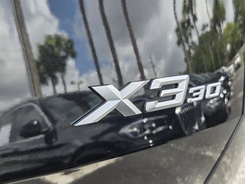 Certified 2025 BMW X3 xDrive30i w/ Premium Package AWD/4WD image 17