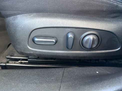 Used 2024 Chevrolet Malibu LT FWD image 19