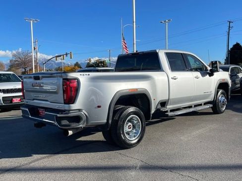 Used 2022 GMC Sierra 3500 SLE w/ SLE Convenience Package image 6