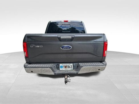 Used 2015 Ford F150 XLT w/ Equipment Group 302A Luxury AWD/4WD image 13