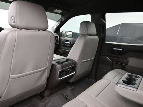 Used 2021 GMC Sierra 1500 SLT AWD/4WD image 26