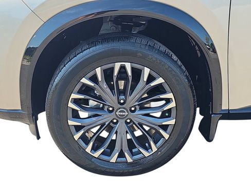 Used 2024 Nissan Rogue Platinum w/ Platinum Premium Package FWD image 31