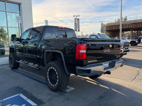 Used 2017 GMC Sierra 1500 SLE w/ Texas SLE Value Package image 4