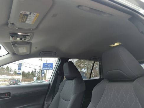 Used 2024 Toyota Corolla Cross LE image 25