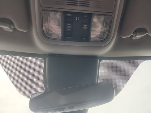 Used 2024 Honda Odyssey EX-L image 14