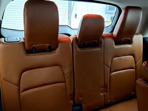 Used 2023 Nissan Pathfinder Platinum w/ Cargo Package AWD/4WD image 24
